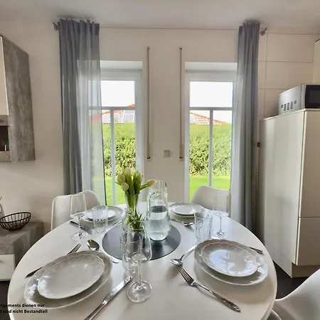 Haus Kuestenliebe - Hooksiel שיליג